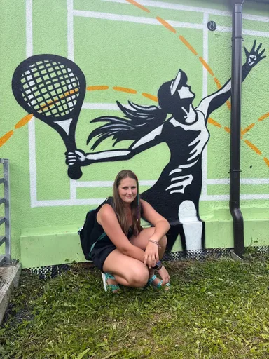 Mural na zdi areálu TJ Sokol Pardubice