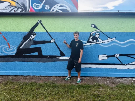 Mural na zdi areálu TJ Sokol Pardubice